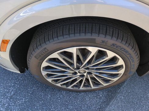 New 2026 Hyundai Palisade Calligraphy AWD/4WD image 12