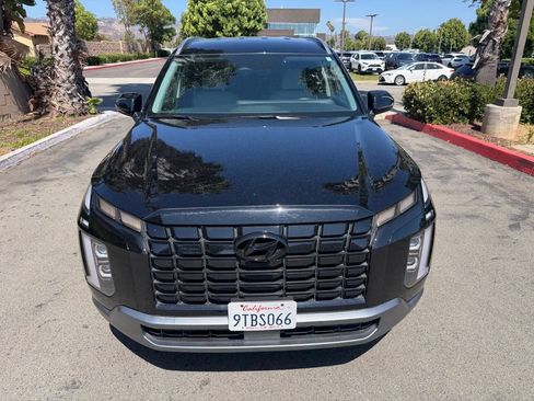 Used 2025 Hyundai Palisade SEL FWD image 3