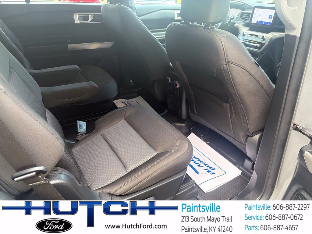 Used 2023 Ford Explorer XLT AWD/4WD image 48