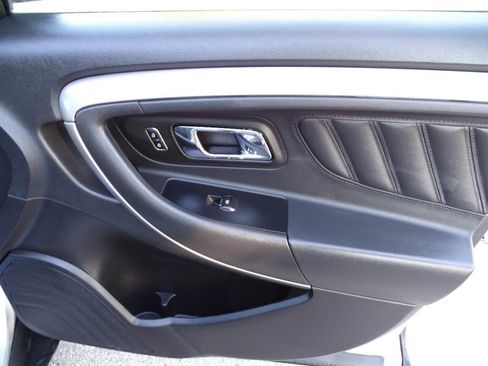 Used 2013 Ford Taurus SEL AWD image 35