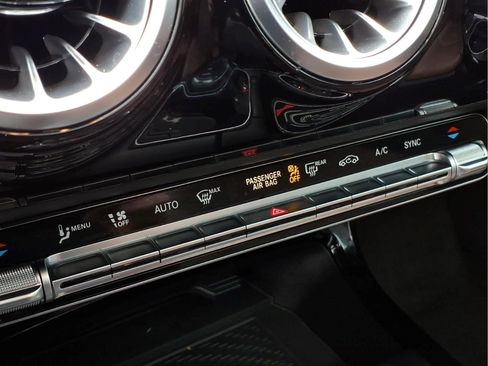 Used 2022 Mercedes-Benz CLA 250 image 13