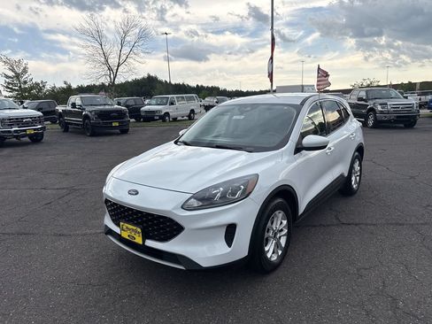 Used 2020 Ford Escape SE AWD/4WD image 2
