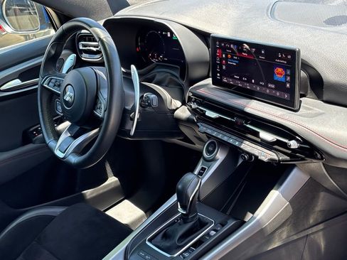 Used 2024 Dodge Hornet R/T w/ Track Pack image 24