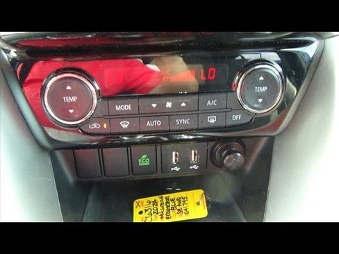 Used 2024 Mitsubishi Eclipse Cross SE image 32