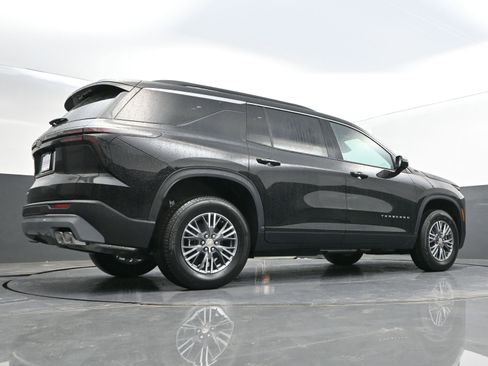 New 2026 Chevrolet Traverse LT w/ Driver Confidence Package AWD/4WD image 37