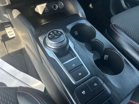 Used 2024 Ford Escape ST-Line image 20