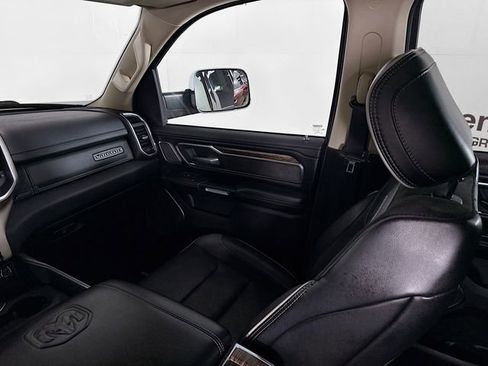 Used 2019 RAM 1500 Laramie RWD image 24