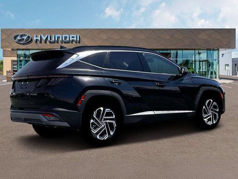 New 2026 Hyundai Tucson Limited FWD image 8