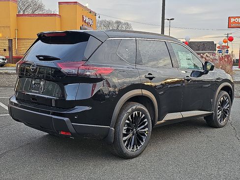 New 2026 Nissan Rogue Dark Armor AWD/4WD image 4