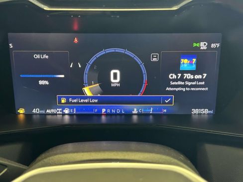 Used 2025 Chevrolet Colorado Z71 AWD/4WD image 29