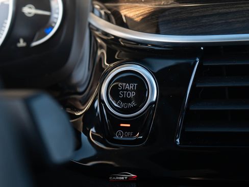 Used 2019 BMW 540i image 30