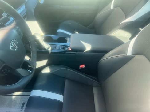 New 2026 Toyota Camry Hybrid image 8