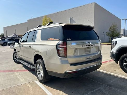 Used 2022 Chevrolet Suburban LS w/ Max Trailering Package AWD/4WD image 5