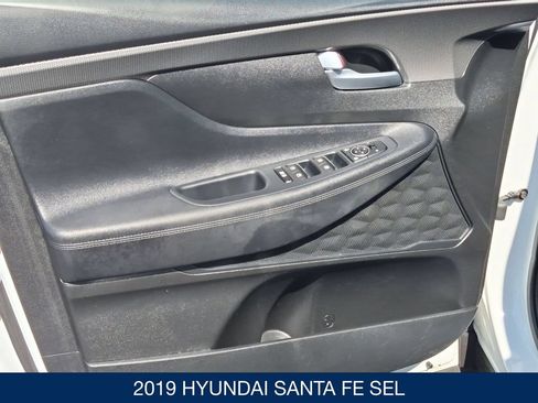 Used 2019 Hyundai Santa Fe SEL AWD/4WD image 11