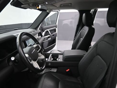 Used 2021 Land Rover Defender 110 S image 23