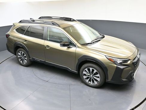 Certified 2025 Subaru Outback Limited image 46