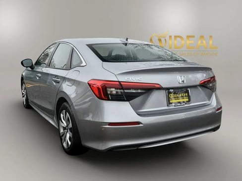 Used 2023 Honda Civic LX image 5