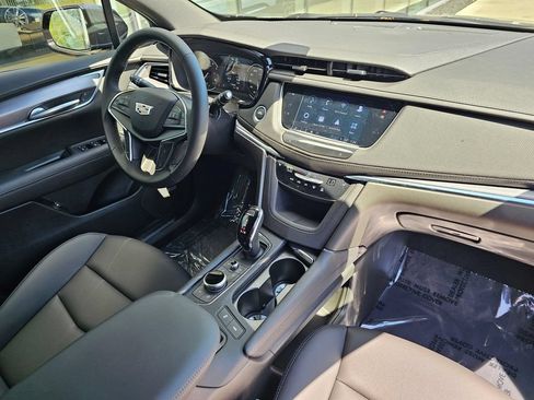 New 2026 Cadillac XT5 Luxury AWD/4WD image 10