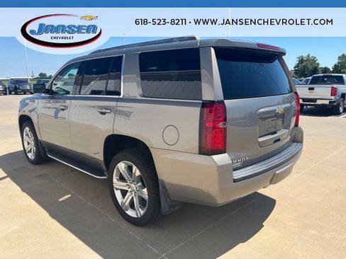 Used 2017 Chevrolet Tahoe LT w/ Luxury Package AWD/4WD image 4