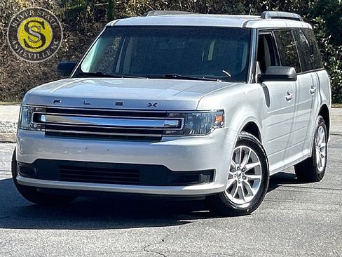 Used 2019 Ford Flex SE image 1