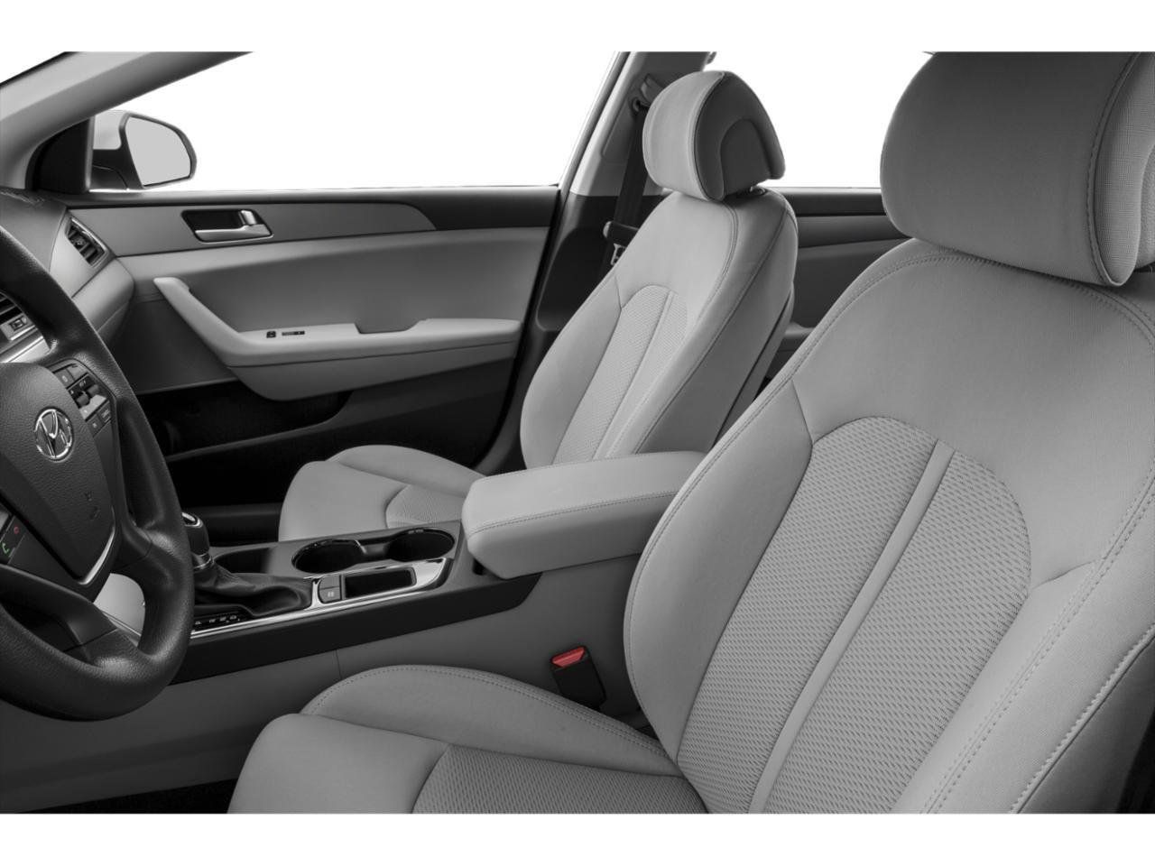 Used 2015 Hyundai Sonata SE w/ Option Group 09 FWD image 4