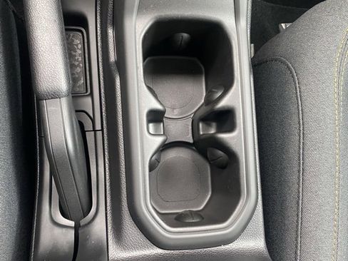 New 2025 Jeep Gladiator Sport image 26