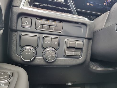 New 2026 Chevrolet Tahoe Premier w/ Sun And Tow Package RWD image 17