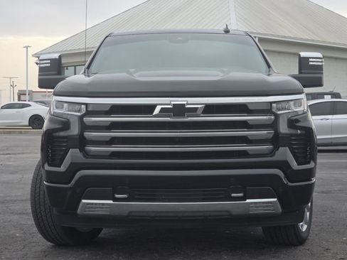 Used 2024 Chevrolet Silverado 1500 High Country w/ High Country Premium Package AWD/4WD image 20