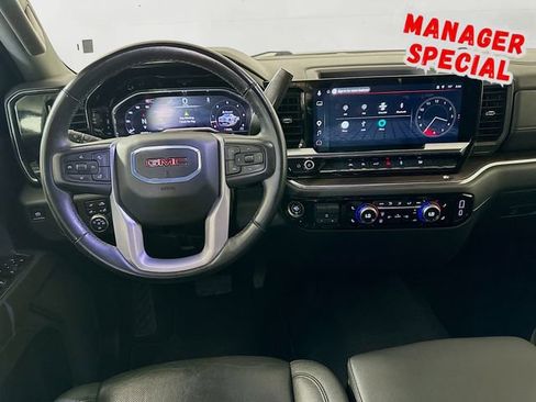 Used 2025 GMC Sierra 1500 SLT AWD/4WD image 23