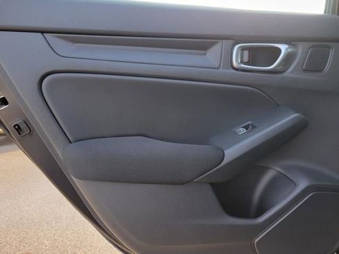 Used 2025 Honda Civic Sport image 8