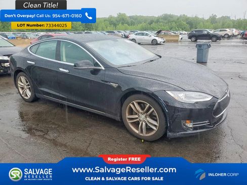 Used 2014 Tesla Model S RWD image 5