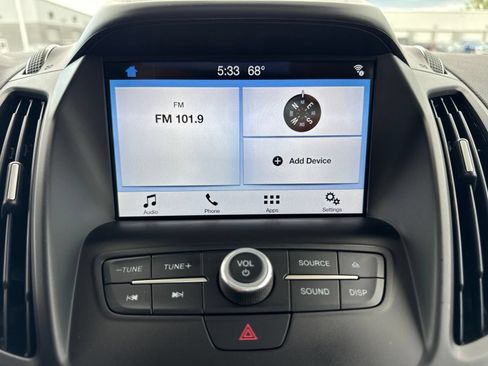 Certified 2018 Ford Escape SE w/ SE Sync 3 Package AWD/4WD image 33