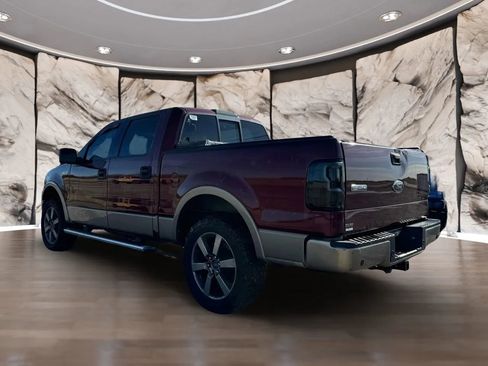 Used 2005 Ford F150 Lariat image 2