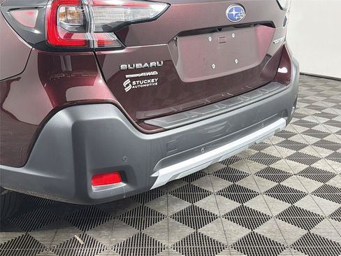 Used 2024 Subaru Outback Limited AWD/4WD image 39