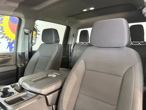 Used 2024 GMC Sierra 2500 SLE w/ SLE Convenience Package image 9