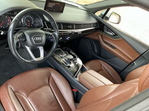 Used 2019 Audi Q7 3.0T Premium AWD/4WD image 19
