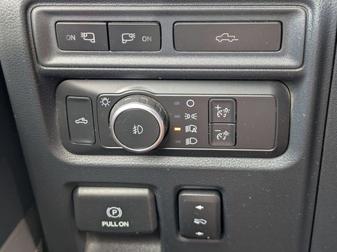 Used 2021 Ford F150 Lariat w/ Equipment Group 502A High AWD/4WD image 27