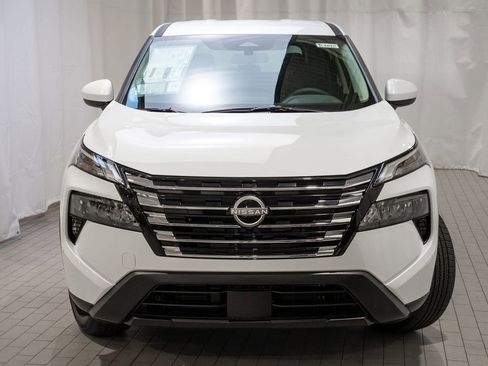 New 2026 Nissan Rogue SV image 2