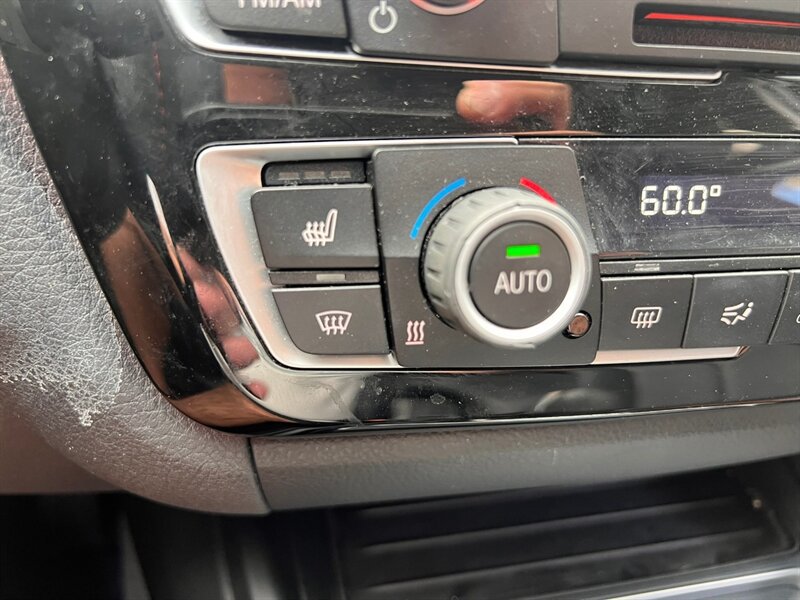 Used 2016 BMW 320i xDrive Sedan AWD/4WD image 30