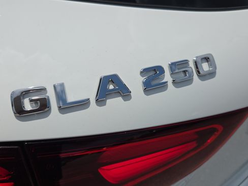 New 2026 Mercedes-Benz GLA 250 image 36