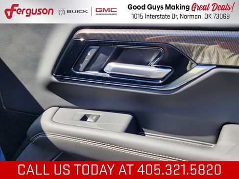 New 2026 GMC Yukon Elevation AWD/4WD image 43