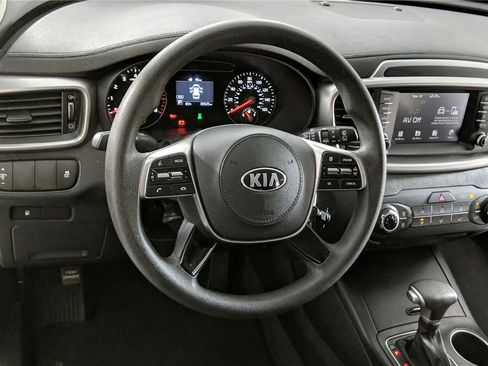 Used 2020 Kia Sorento AWD V6 image 18