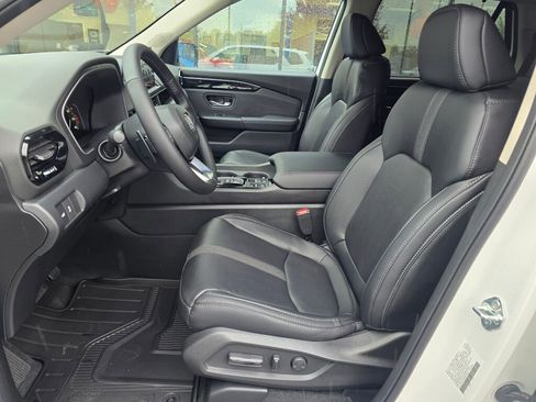 New 2025 Honda Pilot EX-L image 18