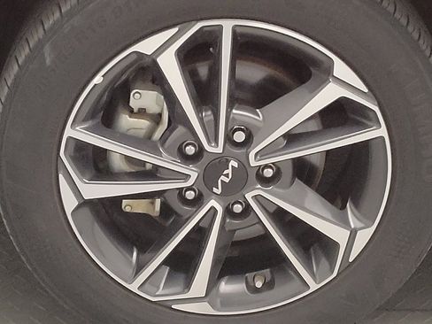 Used 2023 Kia Forte LXS w/ LXS Technology Package FWD image 31
