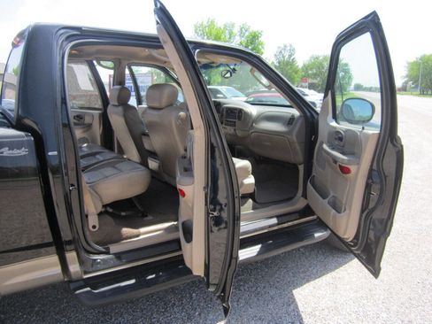 Used 2003 Ford F150 Lariat image 9