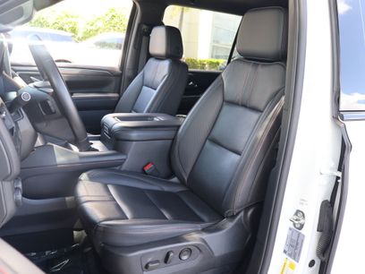 Used 2024 Chevrolet Suburban RST