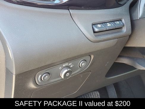 Certified 2023 Buick Encore GX Essence w/ Advanced Technology Package AWD/4WD image 11