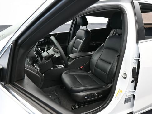 Used 2024 Chevrolet Malibu RS FWD image 10