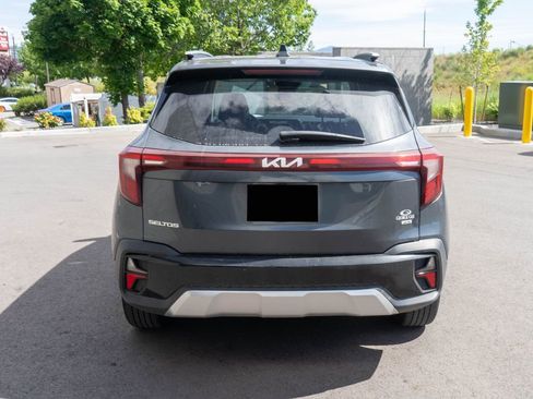Used 2024 Kia Seltos S AWD/4WD image 6