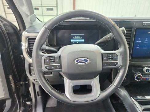 Used 2024 Ford F250 Lariat w/ Chrome Package image 23